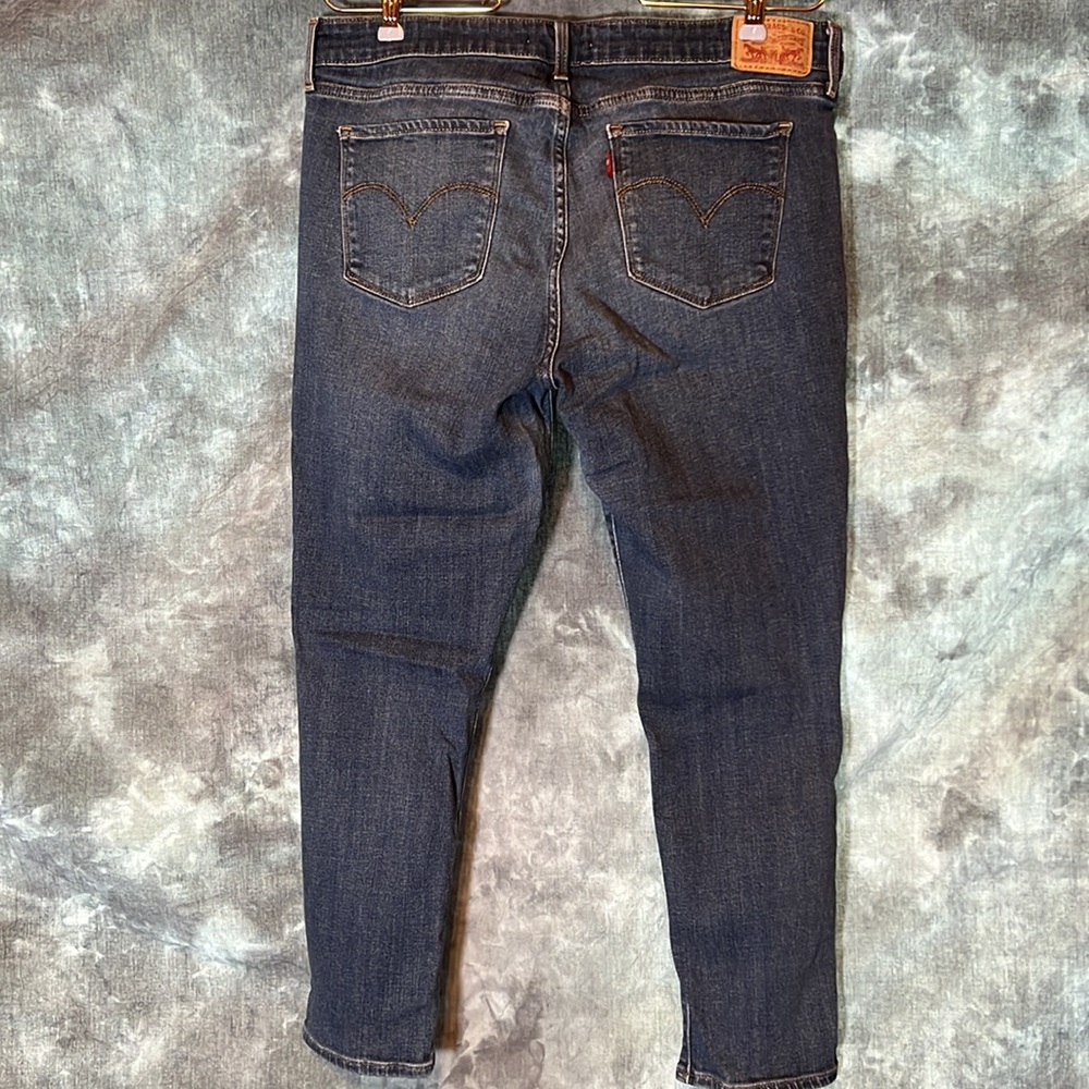 Levi’s 711 Skinny Distressed Jeans Women's size 32 - Picture 8 of 16